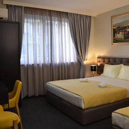 Ars Square Apartment *